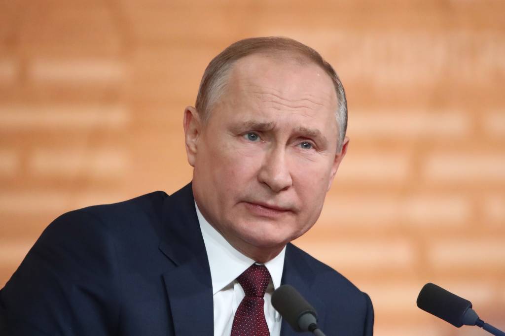 Путин поручил до 1 июня разработать новую концепцию для конкурса 