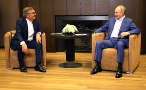 Путин в Сочи встретился с главой Международной федерации хоккея Фазелем