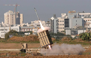Порядка 200 ракет выпустили по Израилю палестинские радикалы из Газы