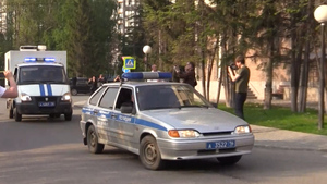 Виновника трагедии в казанской гимназии доставили в суд