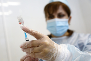 Глава РАН назвал долю вакцинированных от ковида россиян