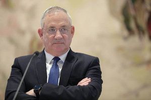 Министр обороны Израиля заявил о продолжении атак по сектору Газа