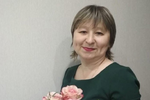 Учительница защитила детей от казанского стрелка, бросив в него горшок с цветком