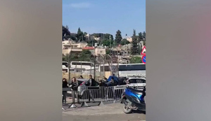 Семь человек пострадали при наезде автомобиля на пешеходов в Иерусалиме