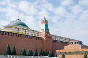 В Кремле оценили просьбу экс-советника Рейгана о гражданстве РФ