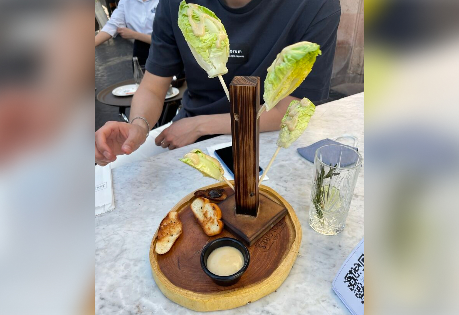 Фото © Reddit / WeWantPlates