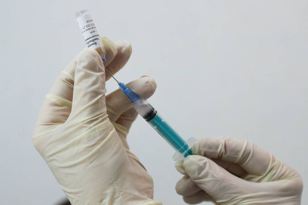 К осени Вектор может получить результаты исследования трёхкратной вакцинации