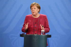 Меркель заявила, что Германия продолжит дискуссии с США по "Северному потоку – 2"