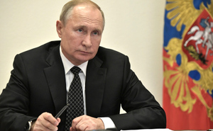Путин подписал закон о новых мерах поддержки беременных и семей с детьми, озвученных в послании