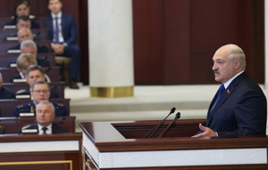 "Вспомните, что мы — центр Европы": Лукашенко предрёк мировую войну, если в Белоруссии "что-то вспыхнет"
