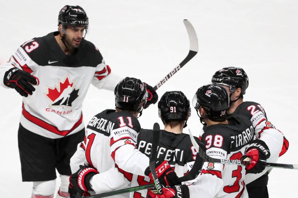 Вылет откладывается: Швеция и Канада синхронно победили соперников на ЧМ по хоккею