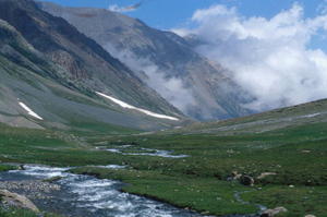 В горах Казахстана нашли мёртвыми двух пропавших туристов