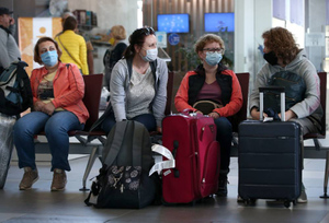 Глава Союза турагентств назвал "мутной" инициативу ЕС снять ограничения для привитых путешественников
