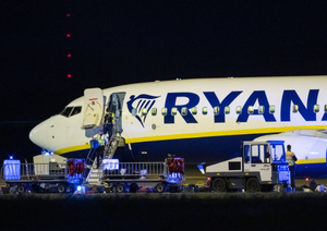 Самолёт Ryanair экстренно сел в Берлине из-за сообщения об угрозе взрыва