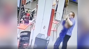 Во Владивостоке охранник магазина напал на ребёнка, заподозрив в попытке украсть телефон