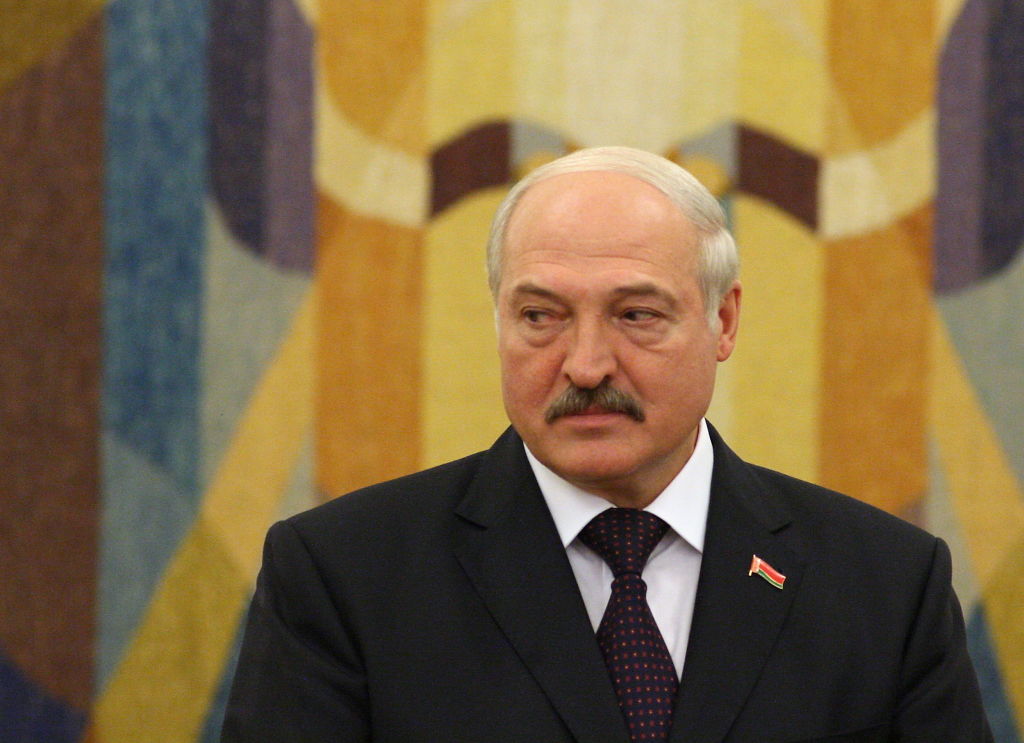 Лукашенко: На Украине формируются силовые структуры для свержения власти в Белоруссии