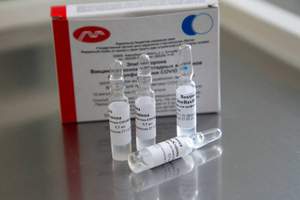 В "Векторе" рассказали об испытаниях трёхкратной вакцинации "Эпиваккороной"