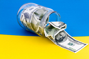 США выделят Украине 2 миллиона долларов на "развитие науки" в стране