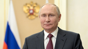 Путин поздравил граждан Украины, Грузии и стран СНГ с Днём Победы