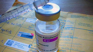 Во Вьетнаме зафиксировали первую смерть после прививки вакциной AstraZeneca