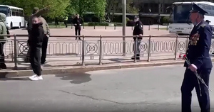 В Киеве 16-летний националист зиганул перед ветераном, а полиция не сразу составила на него протокол