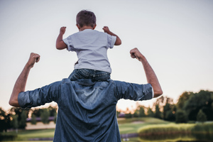 "Когда семьи лучше начинают жить — это прекрасно": Социолог поддержала введение отцовского капитала