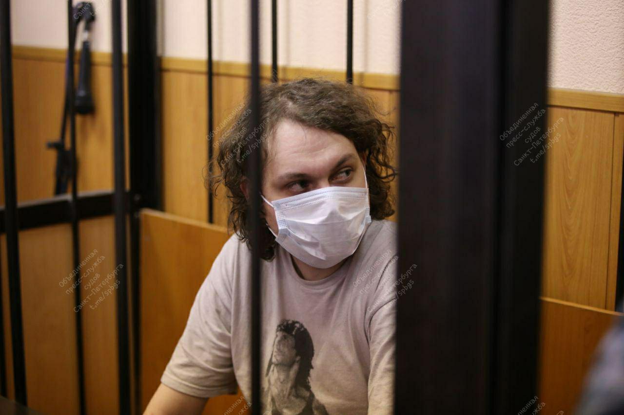 Блогера Хованского арестовали на два месяца по обвинению в оправдании терроризма