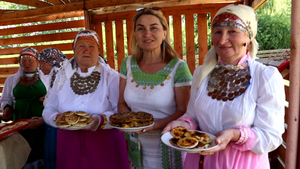 Активисты ОНФ в Удмуртии испекли пироги в рамках акции ко Дню России
