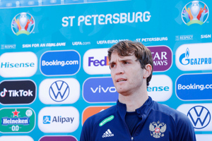 Футболист сборной России Фернандес приступил к тренировкам по индивидуальной программе после травмы
