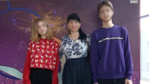 "Они просто не хотели, чтобы он жил с нами": Мать из Омска, чьих детей три года насиловал её сожитель, дала интервью