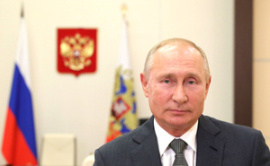Путин высказался в поддержку одинакового базового оклада для медиков