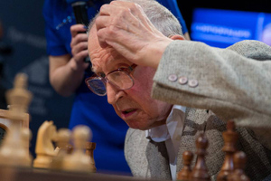 В Москве с ковидом госпитализирован старейший гроссмейстер мира Юрий Авербах