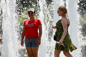 Жителям центральной части России пообещали спасительный спад жары