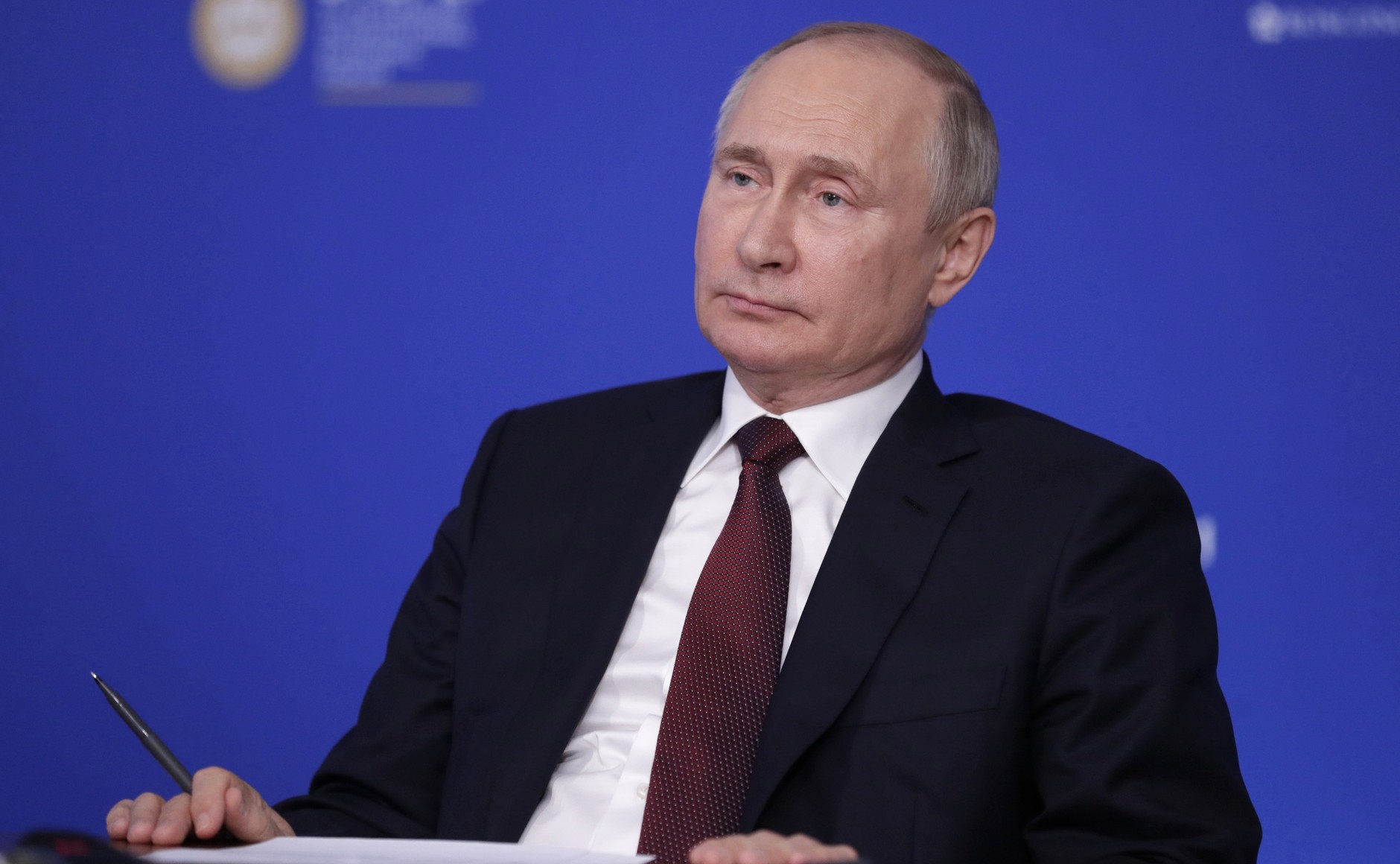 Песков: В решении Путина по активам 