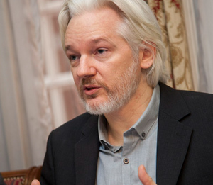 Основатель WikiLeaks Ассанж женится на невесте в тюрьме