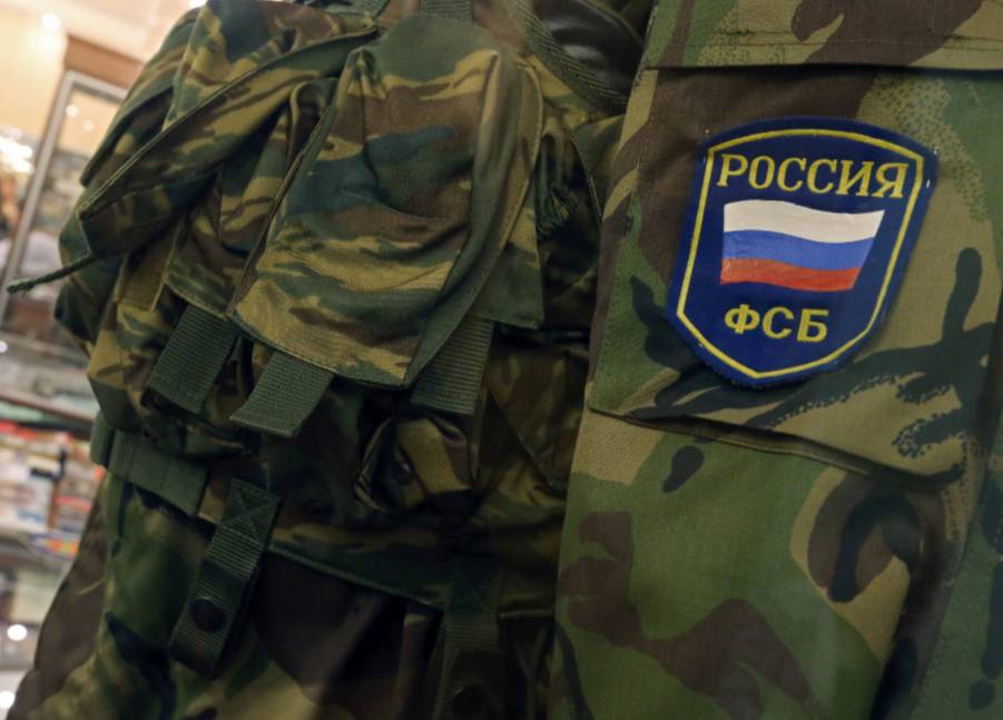 В Москве по делу о крупном мошенничестве арестовали трёх офицеров авиации ФСБ