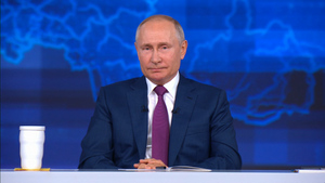 "Очень опасный вид преступлений": Путин назвал абсолютно недопустимым мошенничество с поддельными сертификатами о вакцинации