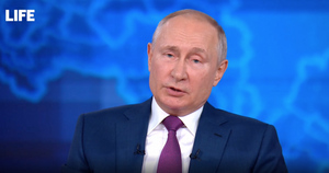 Путин анонсировал вручение молодёжи "Пушкинских карт" для посещения музеев и театров