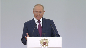 Путин призвал "защитить от произвола" российских олимпийцев из-за политизации спорта