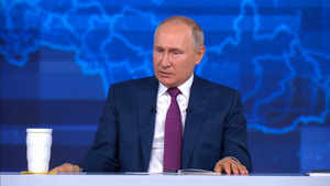 Путин рассказал, кому подчиняется президент России