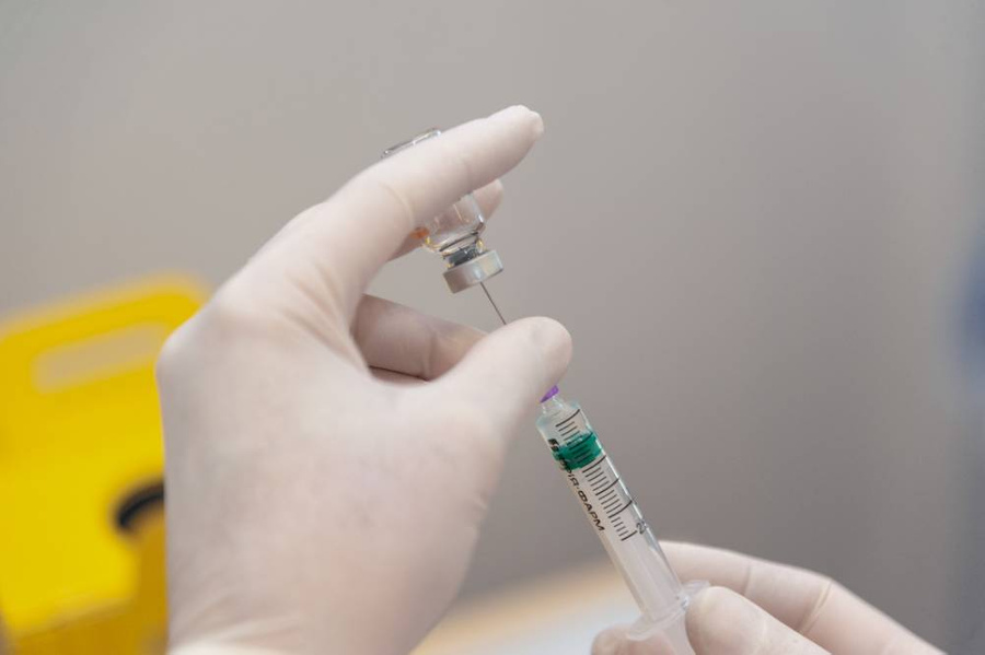 Вакцина от коронавируса ФМБА получила рабочее название 