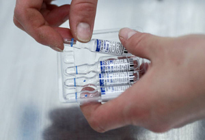 Вакцинация от ковида останется добровольной при внесении в календарь прививок, указали в Минздраве РФ