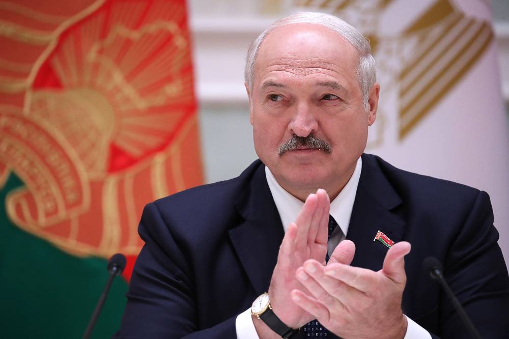 "Всякое может случиться": Лукашенко поручил наладить в Белоруссии собственное производство стрелкового оружия