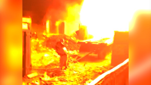 Мощный взрыв газового баллона в Москве попал на видео