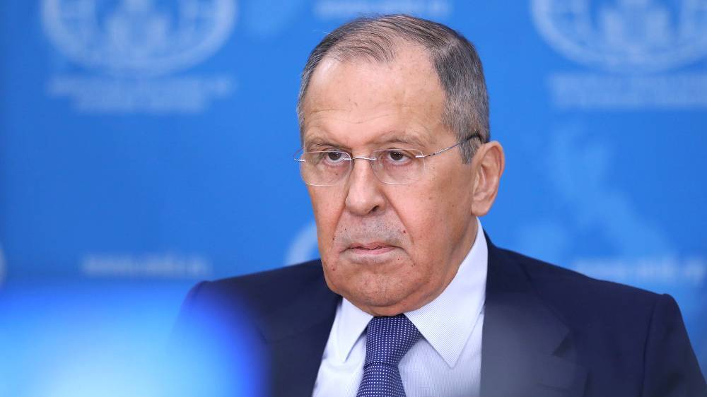 Без мессианского задора: Лавров рассказал об отсутствии у России сверхдержавных амбиций