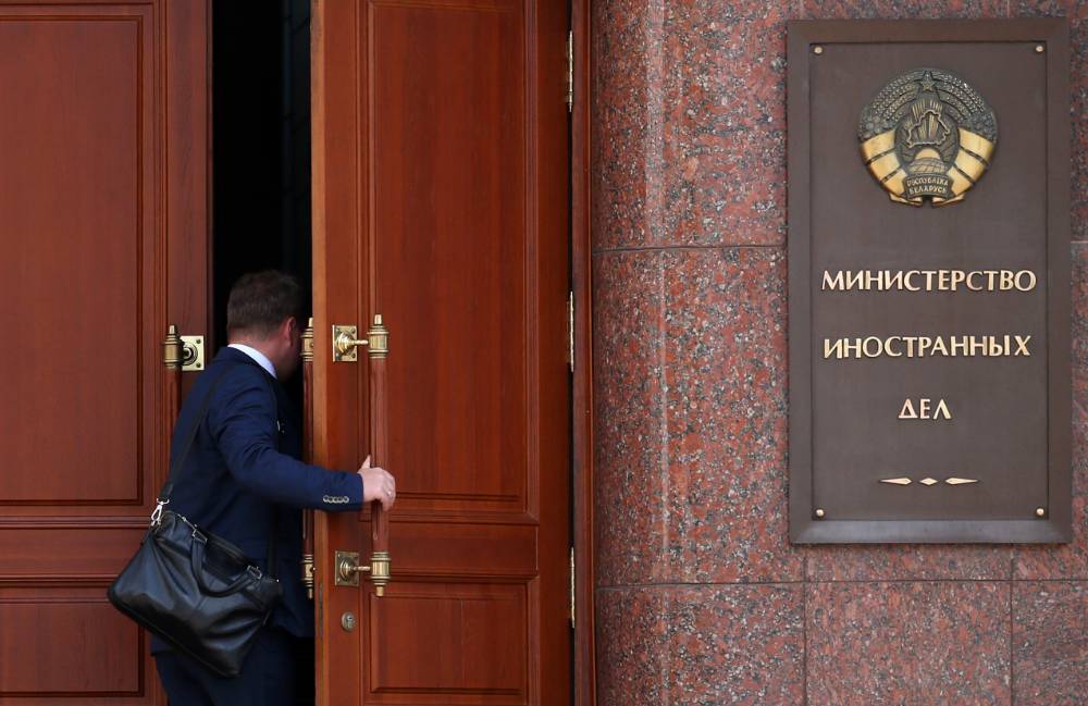 Никто Запад защищать не собирается: В Минске оценили планы Литвы отгородиться от Белоруссии стеной из-за мигрантов
