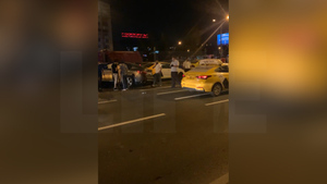 Сразу 10 автомобилей столкнулись в Москве на Каширском шоссе