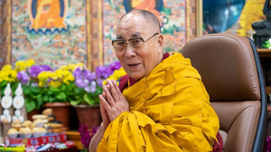 Далай-лама призвал людей объединиться в борьбе с пандемией ковида