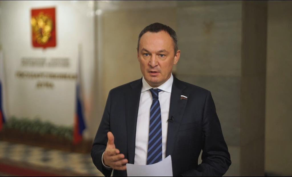 В Госдуме призвали посадить депутата Бурнашова за нападение на полицейских