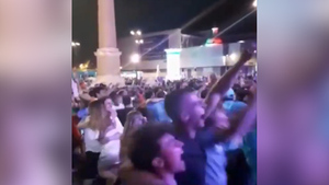 Итальянцы заполонили улицы Рима, празднуя победу своей сборной на Евро-2020